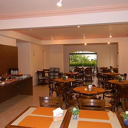 Guaruja Flat Hotel Buitenkant foto